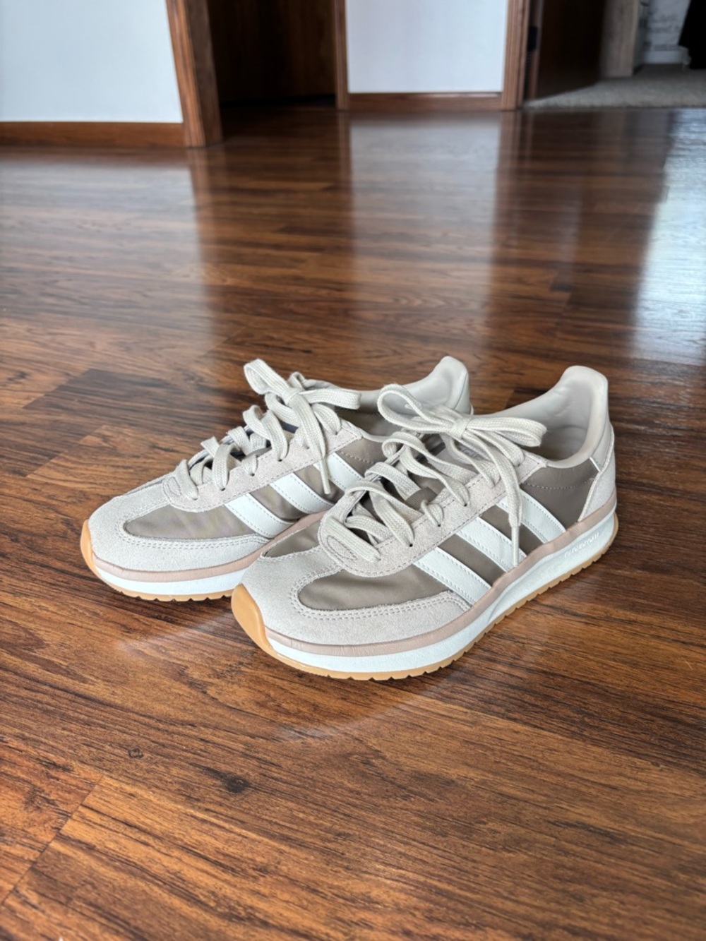 adidas Women's Cream and White Retro Runner Sneakers